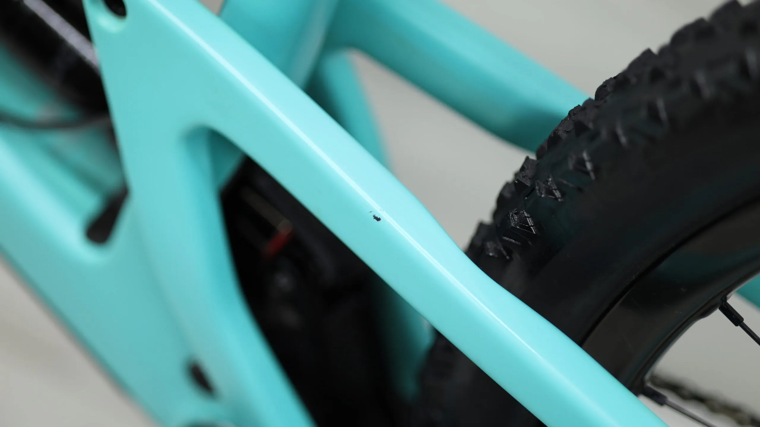 2019 Santa Cruz Bronson CC Reserve  Mountain Bike - Medium