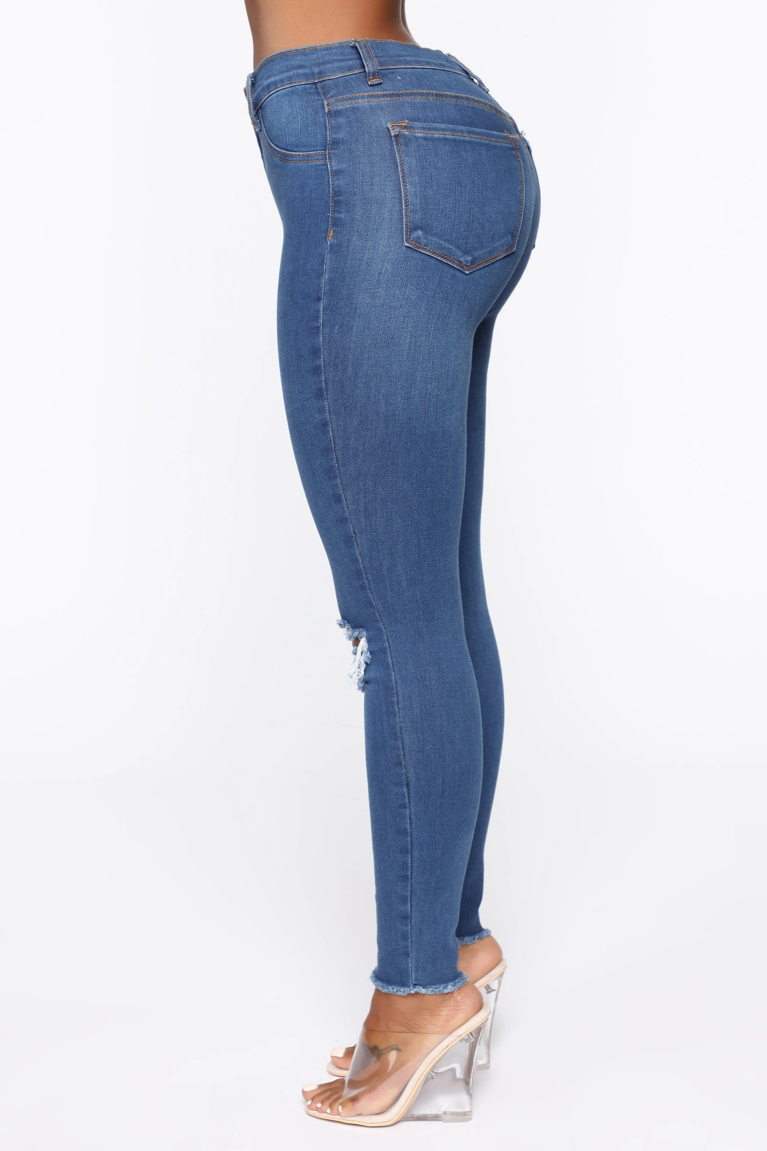 Always Leaving Jeans - Medium Wash