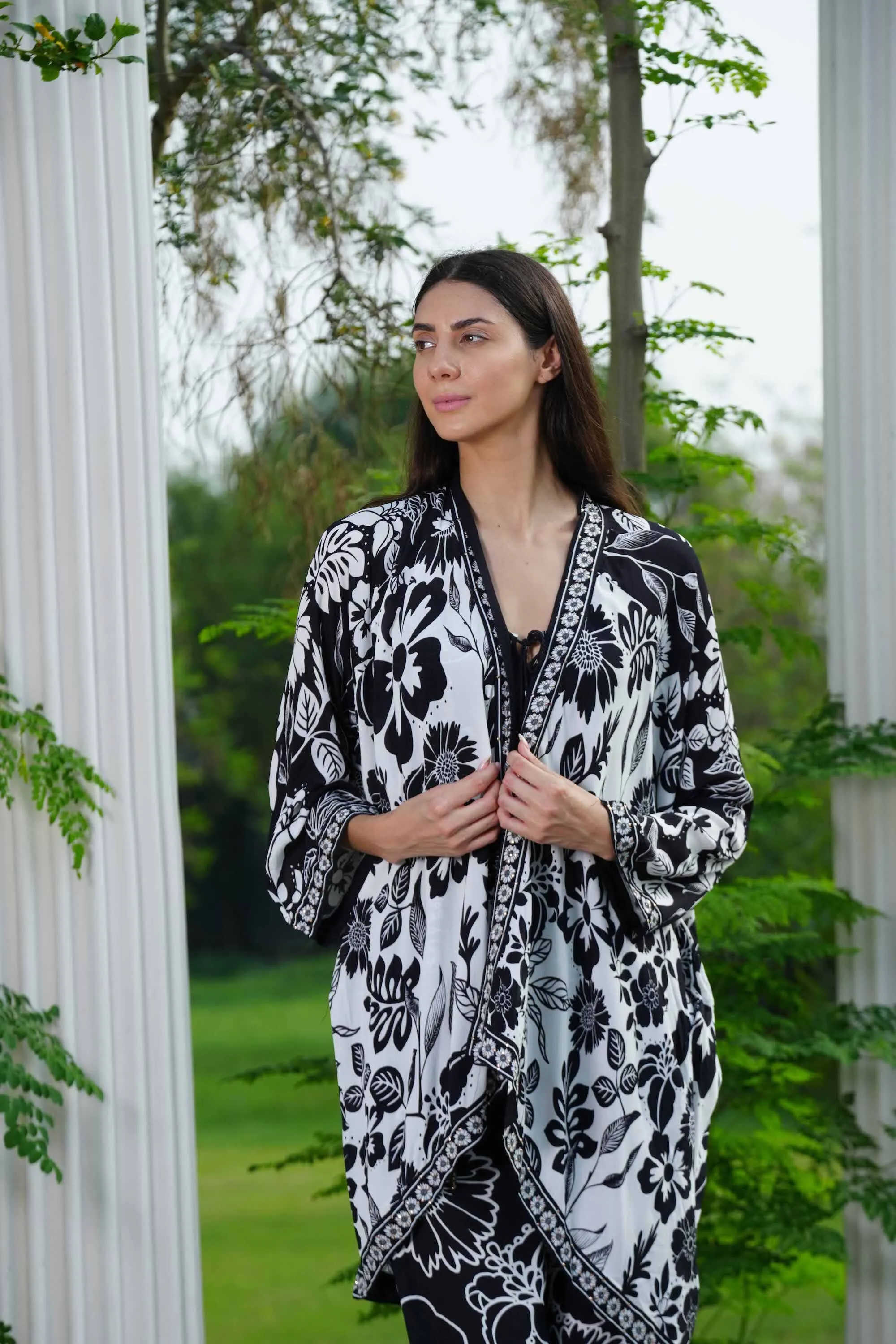 AVANTI - KIMONO SHRUG (SHORT)
