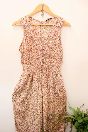 Floral Jumpsuit with metallic Button-Up V-Neckline