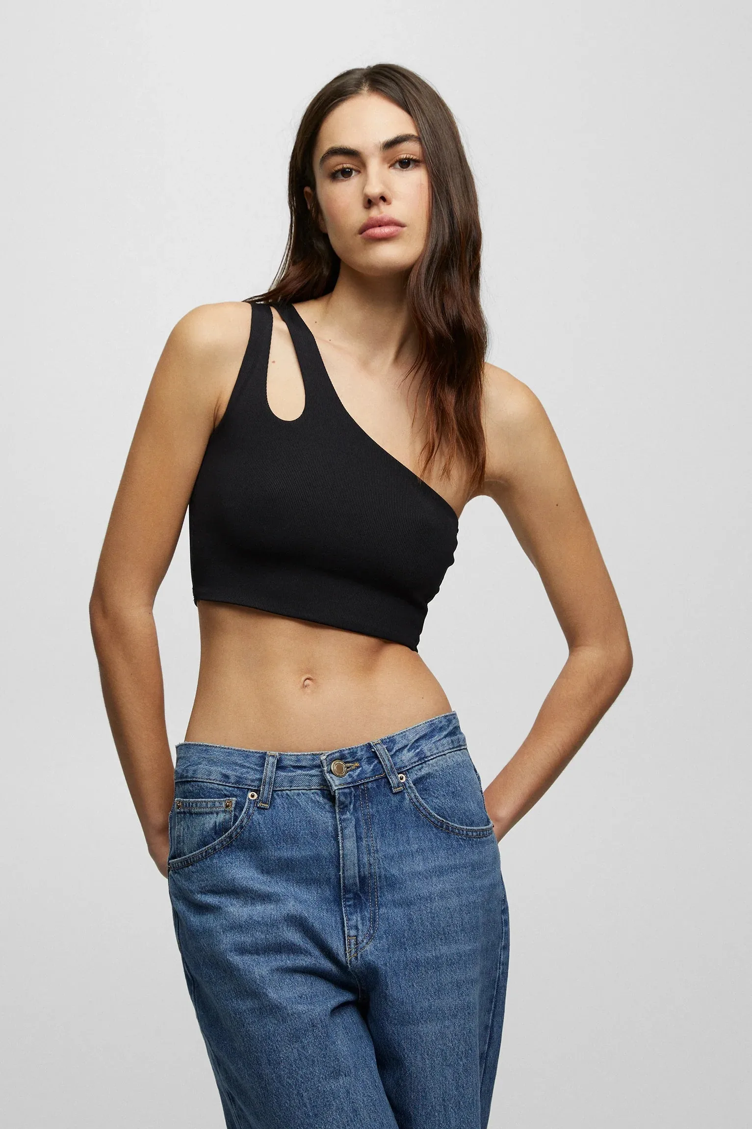 GRWM Cut Out Asymmetric Crop Top For Women