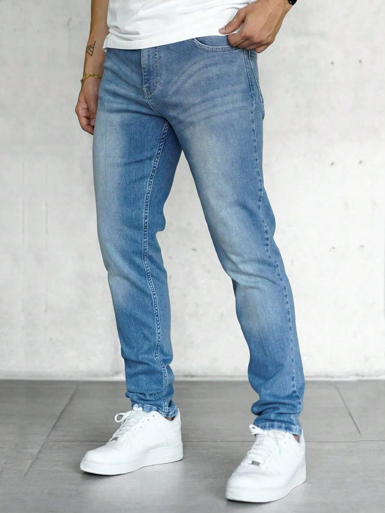 Men Slant Pocket Jeans
