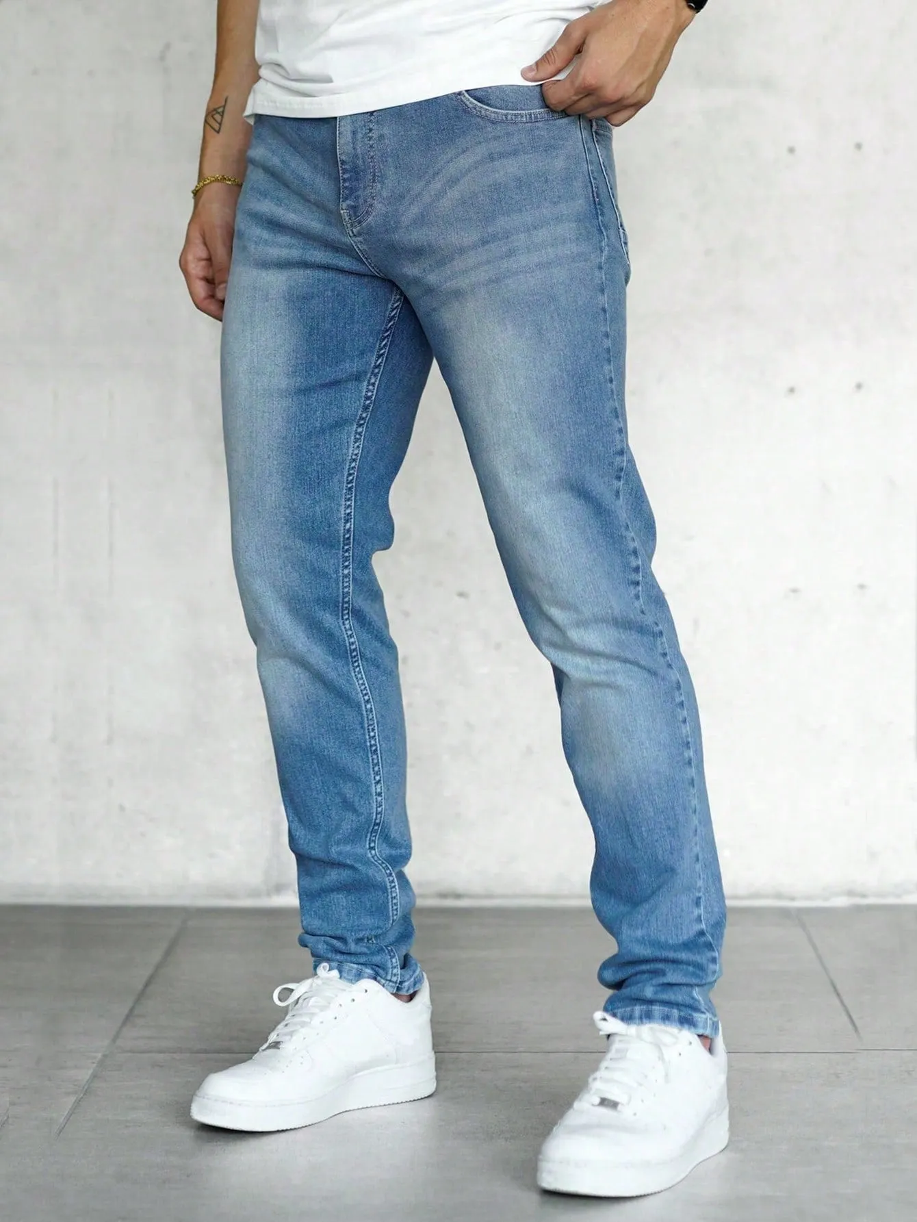 Men Slant Pocket Jeans